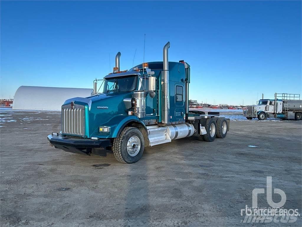 Kenworth T800 Tovornjaki za prevoz avtomobilov z vitlom