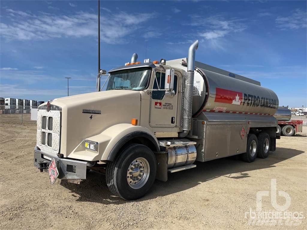 Kenworth T800 Tovornjaki cisterne
