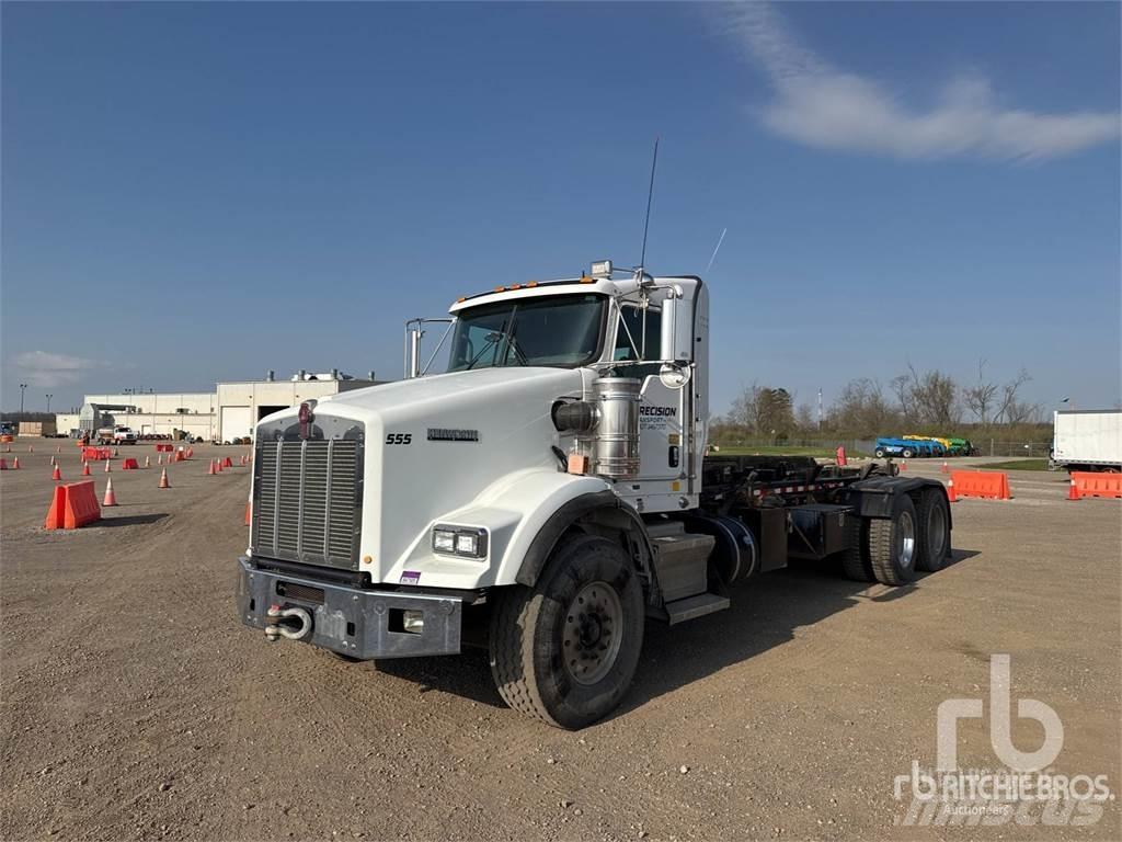 Kenworth T800 Razstavljivi tovornjaki z žičnimi dvigali