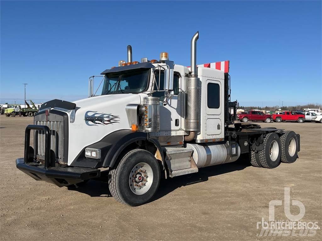 Kenworth T800B Tovornjaki za prevoz avtomobilov z vitlom