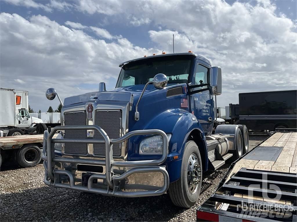 Kenworth T880 Vlačilci