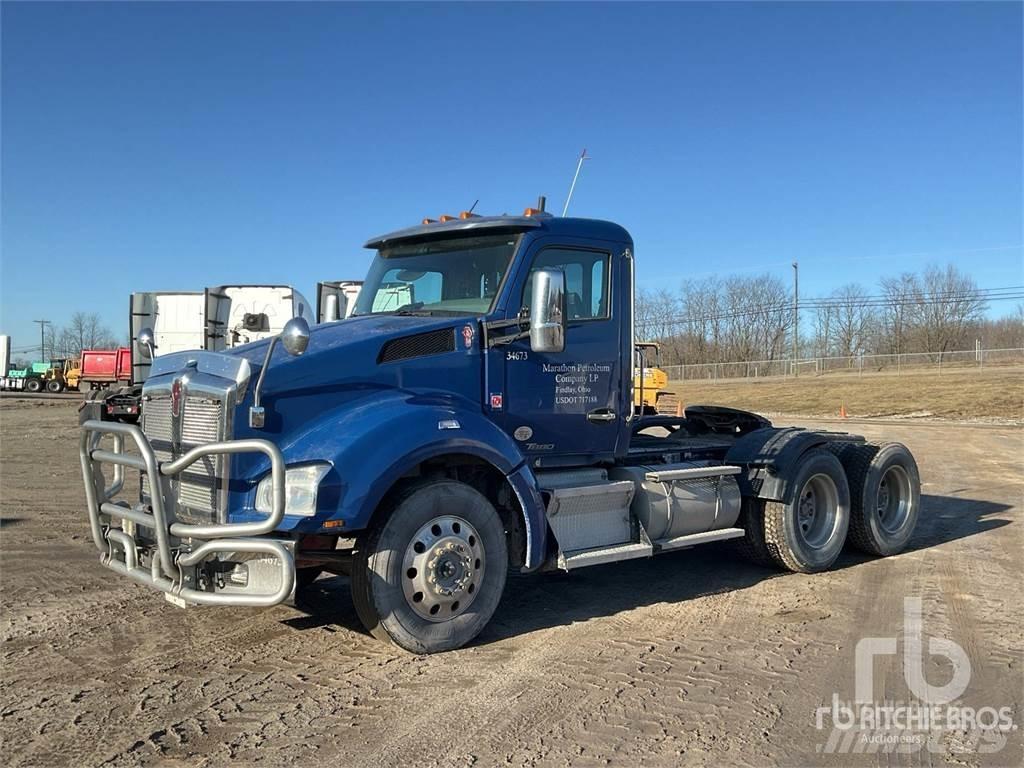 Kenworth T880 Vlačilci