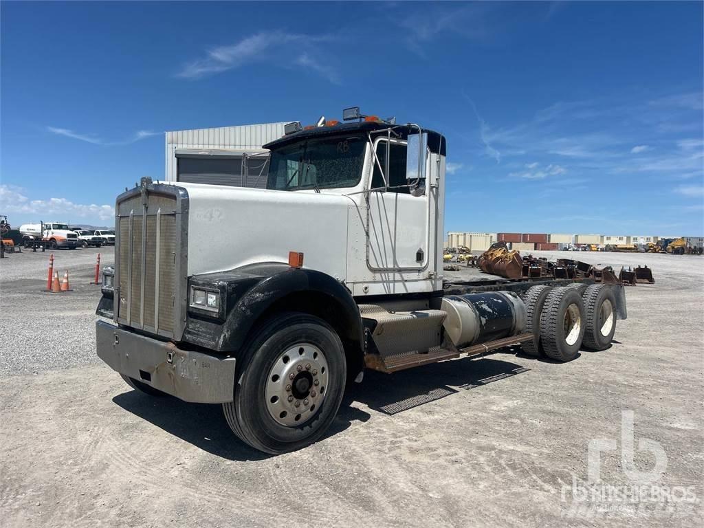 Kenworth W900 Tovornjaki-šasije