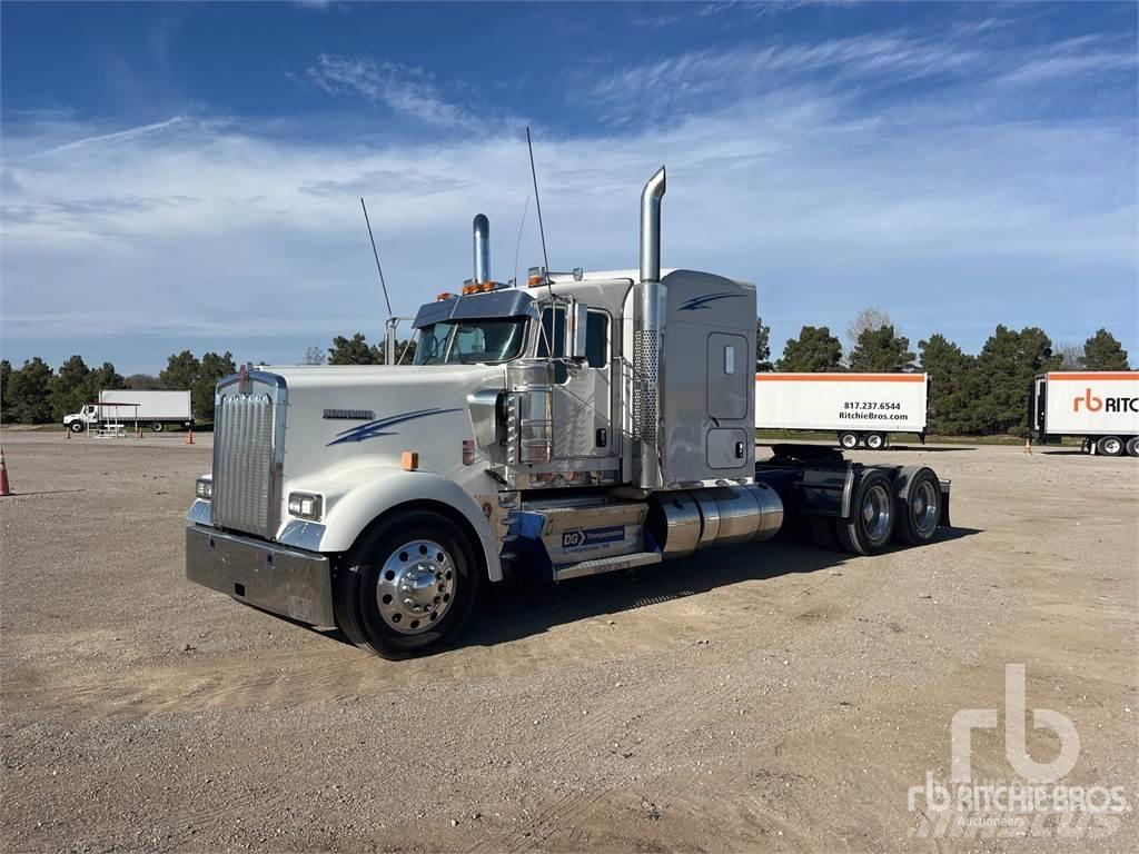 Kenworth W900 Vlačilci