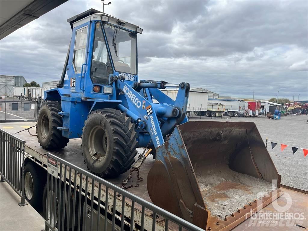 Kobelco LK200 Kolesni nakladalci