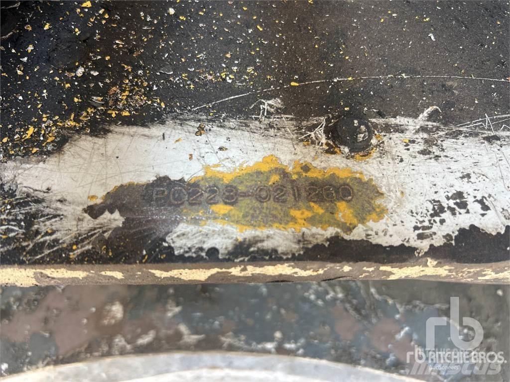 Komatsu PC228US Bagri goseničarji