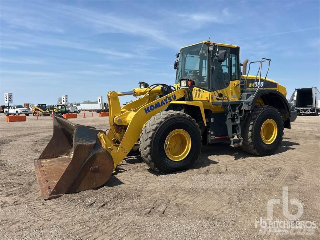 Komatsu WA380-7 Kolesni nakladalci