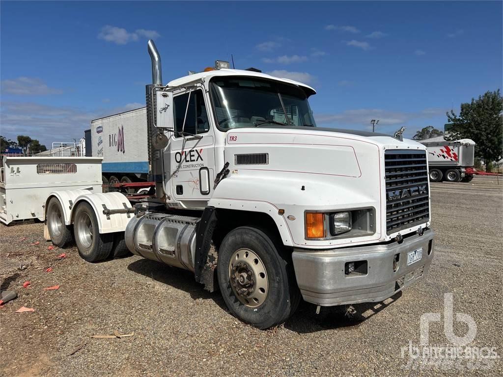 Mack CH688RST Vlačilci