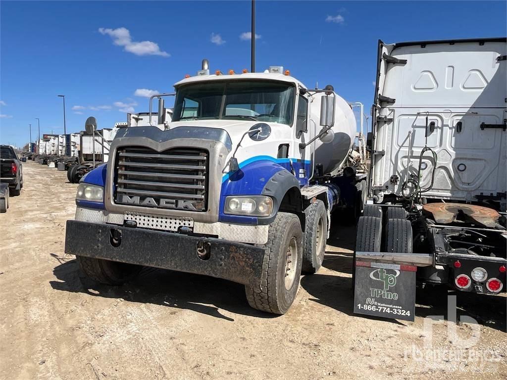 Mack CPT713 Avtomešalci za beton