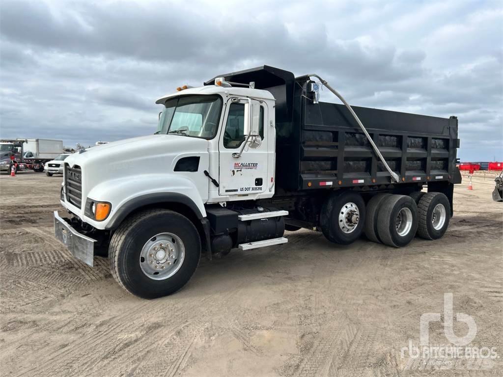 Mack CV713 Kiper tovornjaki