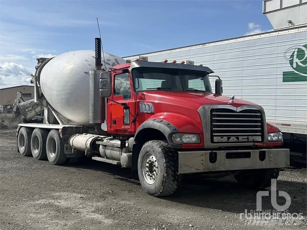 Mack GU713 Avtomešalci za beton
