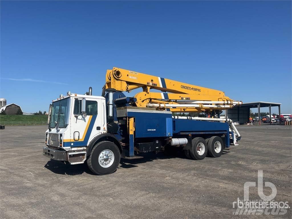 Mack MR688S Avtomešalci za beton