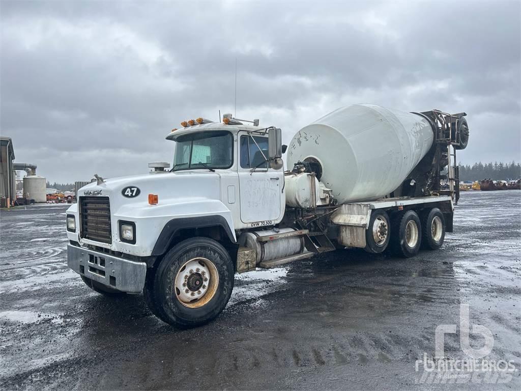 Mack RD690S Avtomešalci za beton