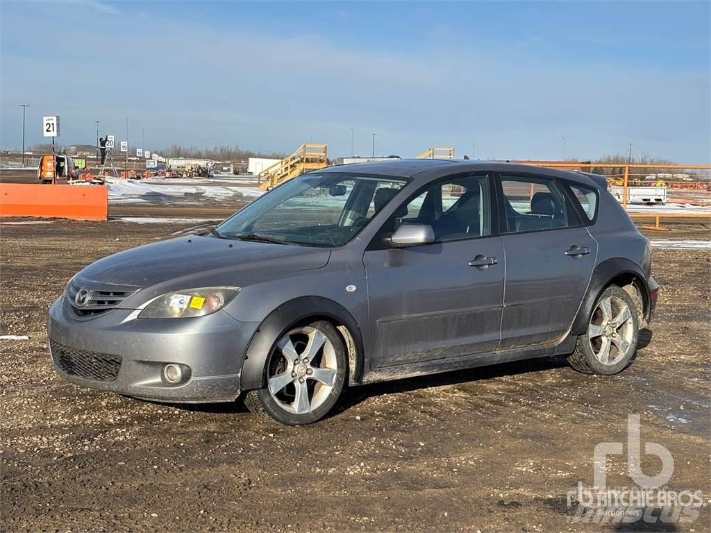 Mazda 3 Avtomobili