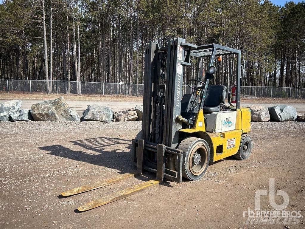 Mitsubishi FG25 Dizelski viličarji