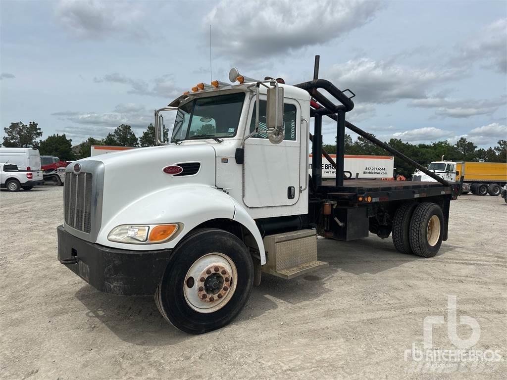 Peterbilt 335 Tovornjaki za prevoz avtomobilov z vitlom
