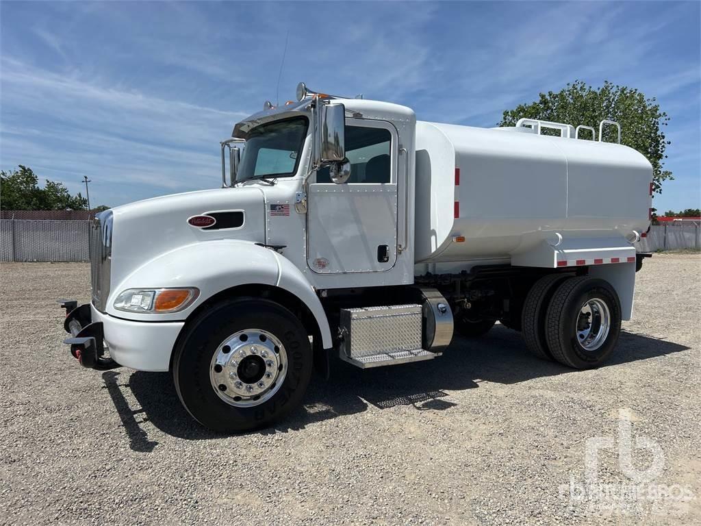 Peterbilt 337 Tovornjaki za vodo