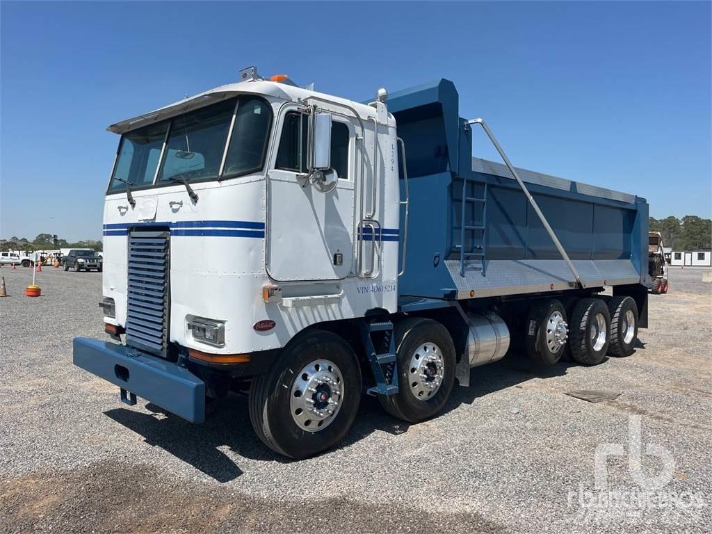 Peterbilt 362 Kiper tovornjaki