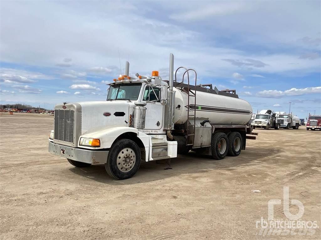 Peterbilt 377 Tovornjaki za vodo