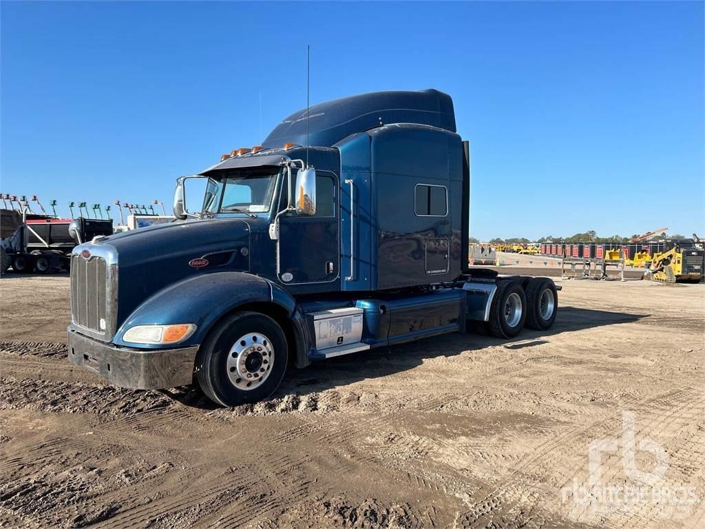 Peterbilt 384 Vlačilci