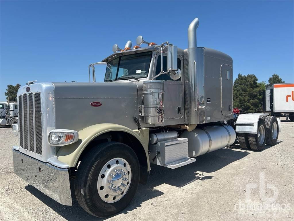 Peterbilt 388 Vlačilci