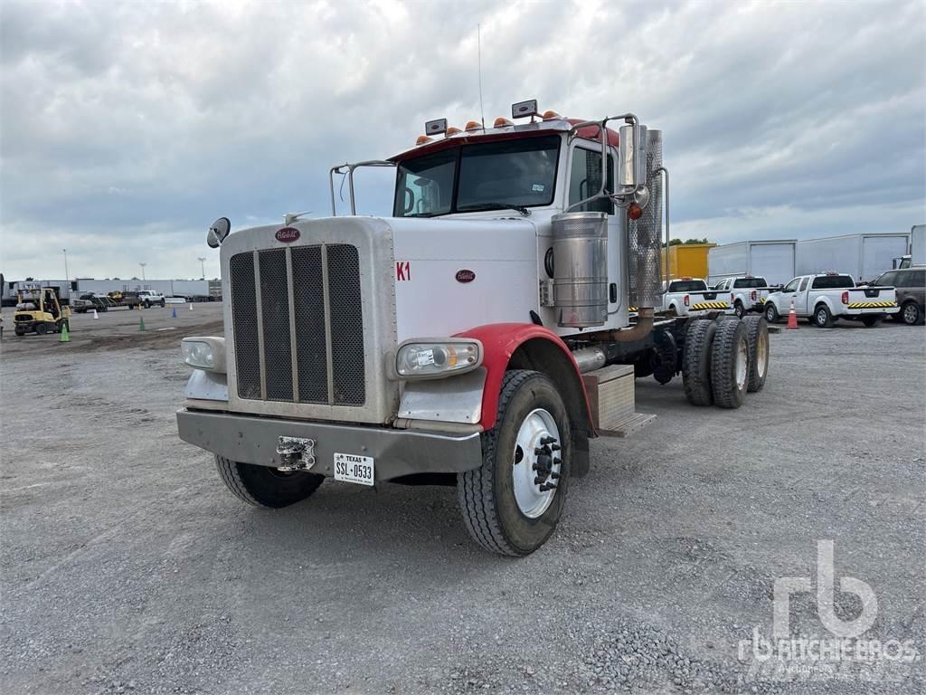Peterbilt 388 Tovornjaki-šasije