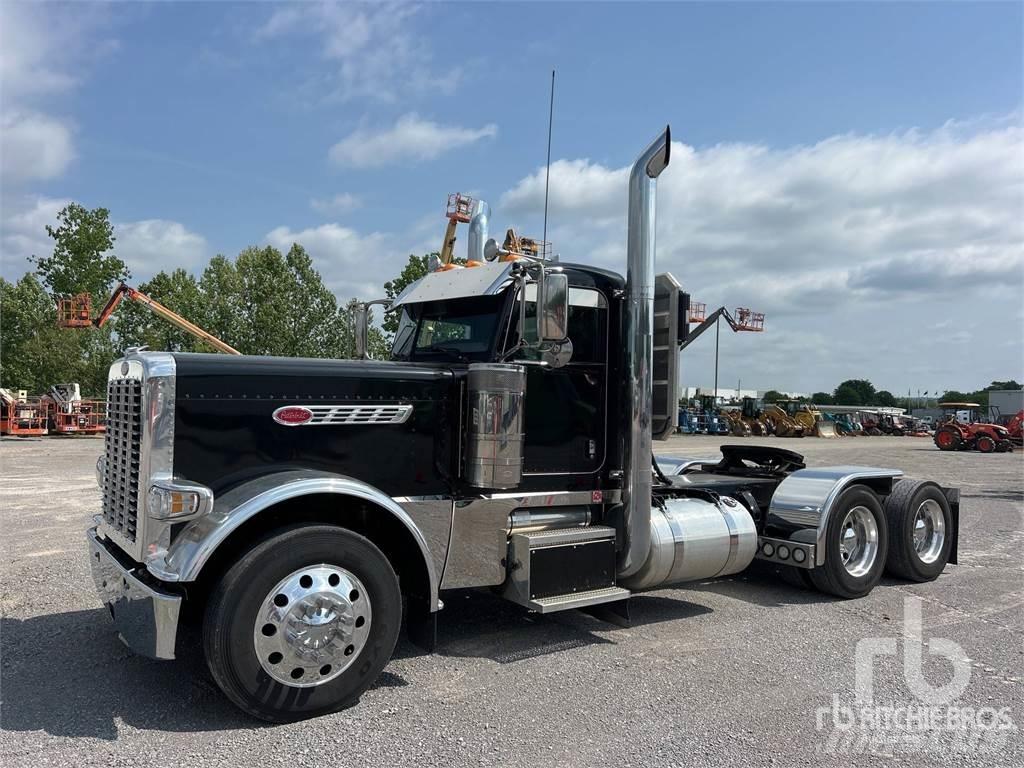 Peterbilt 389 Vlačilci