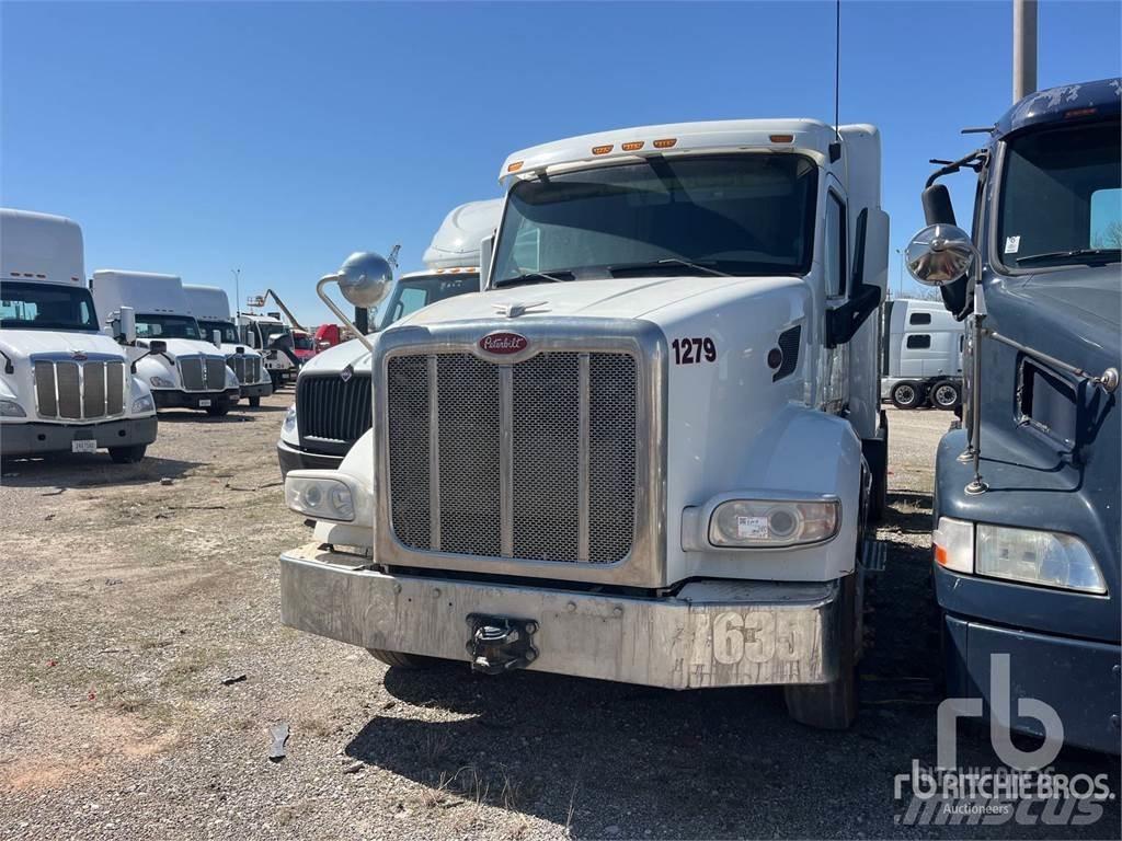 Peterbilt 567 Vlačilci