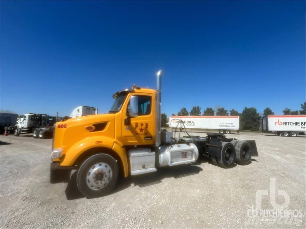 Peterbilt 567 Vlačilci