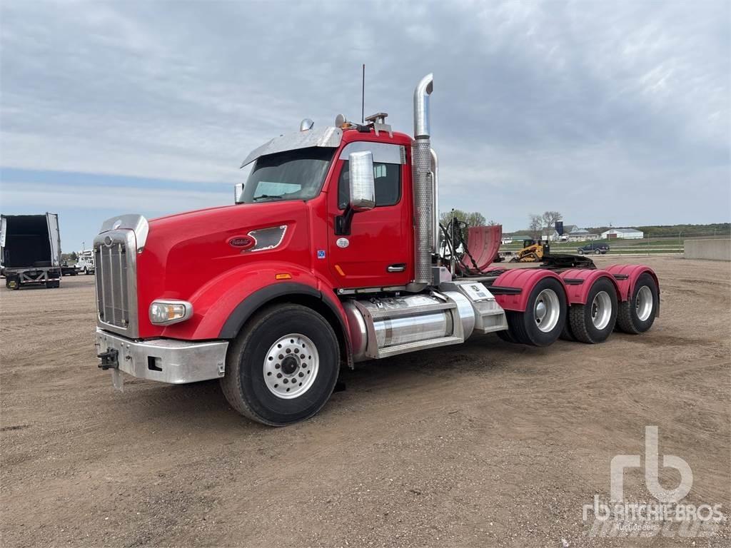 Peterbilt 567 Vlačilci