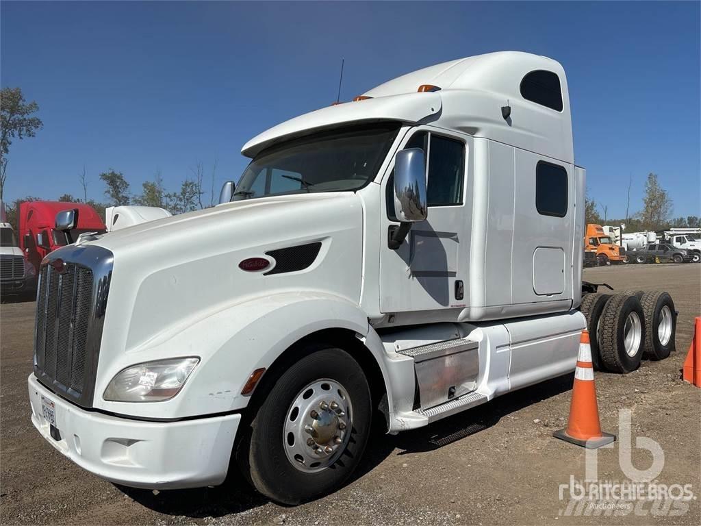 Peterbilt 587 Vlačilci