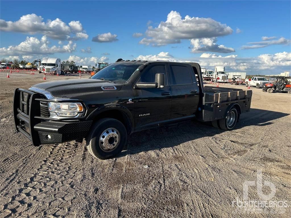 RAM 3500 Tovornjaki s kesonom/platojem