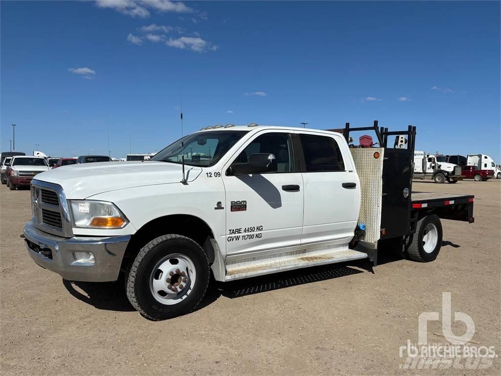 RAM 3500 Tovornjaki s kesonom/platojem