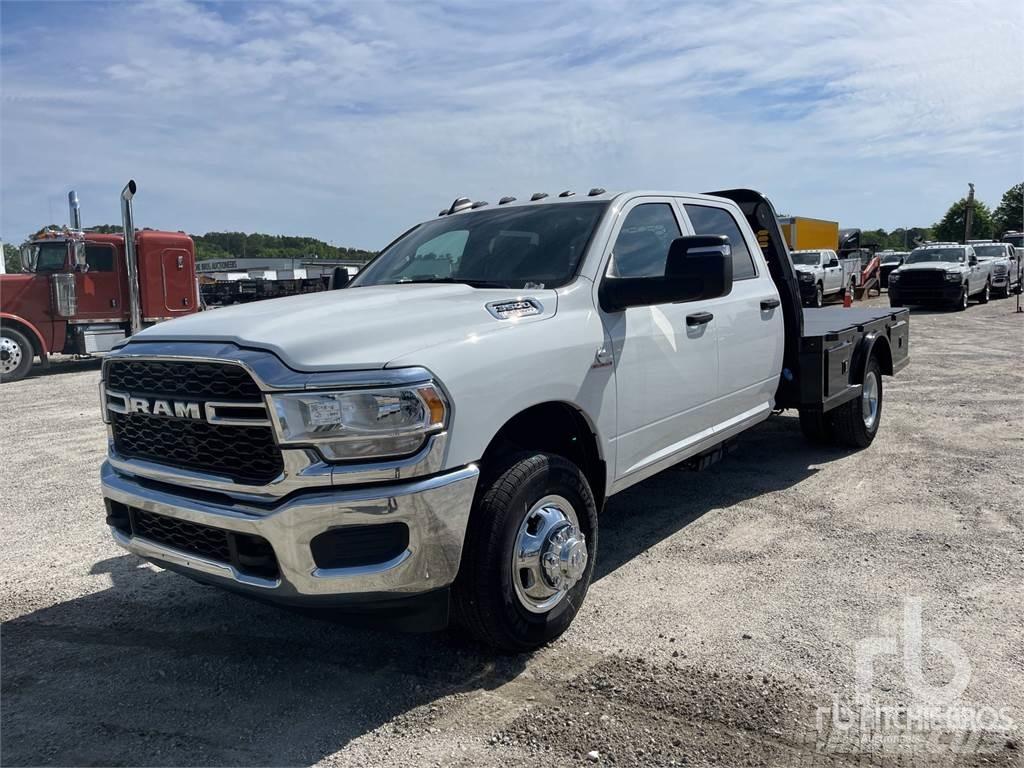 RAM 3500 Tovornjaki s kesonom/platojem