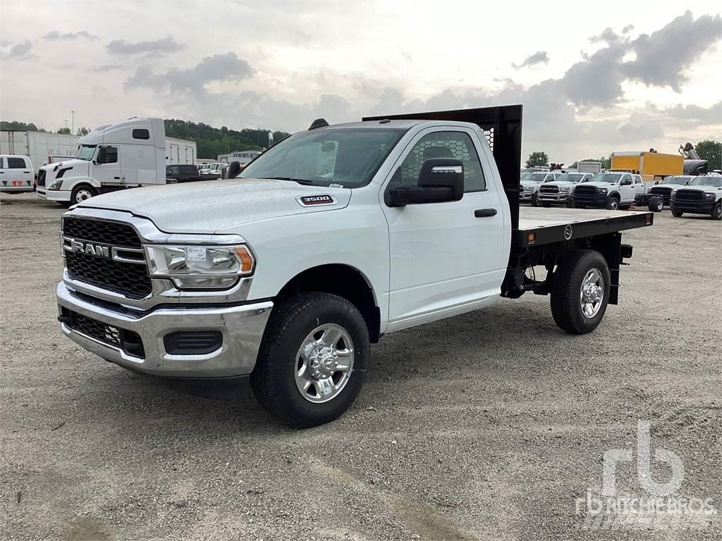 RAM 3500 Tovornjaki s kesonom/platojem