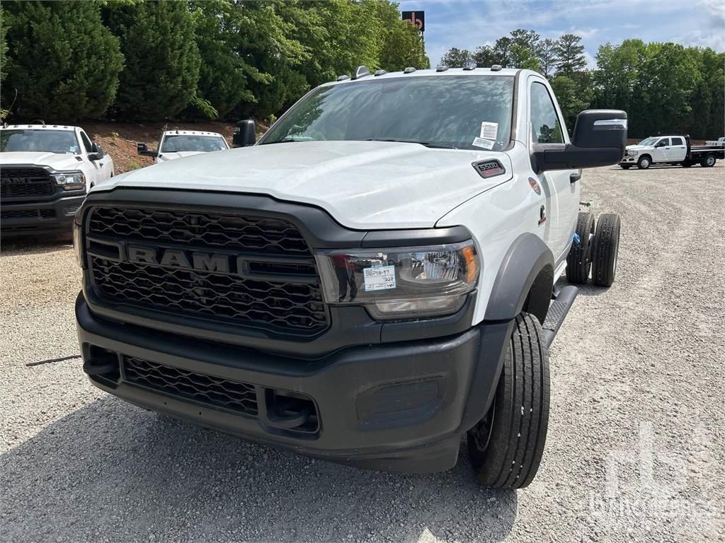 RAM 5500 Tovornjaki-šasije