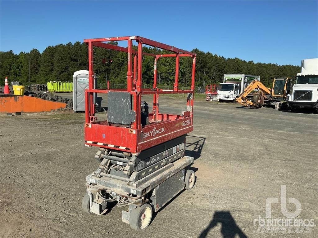 SkyJack SJ3219 Škarjaste dvižne ploščadi