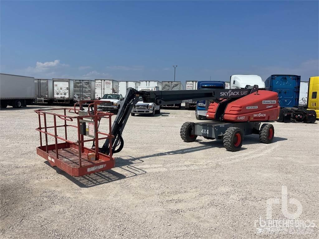 SkyJack SJ45T Zglobne dvižne ploščadi