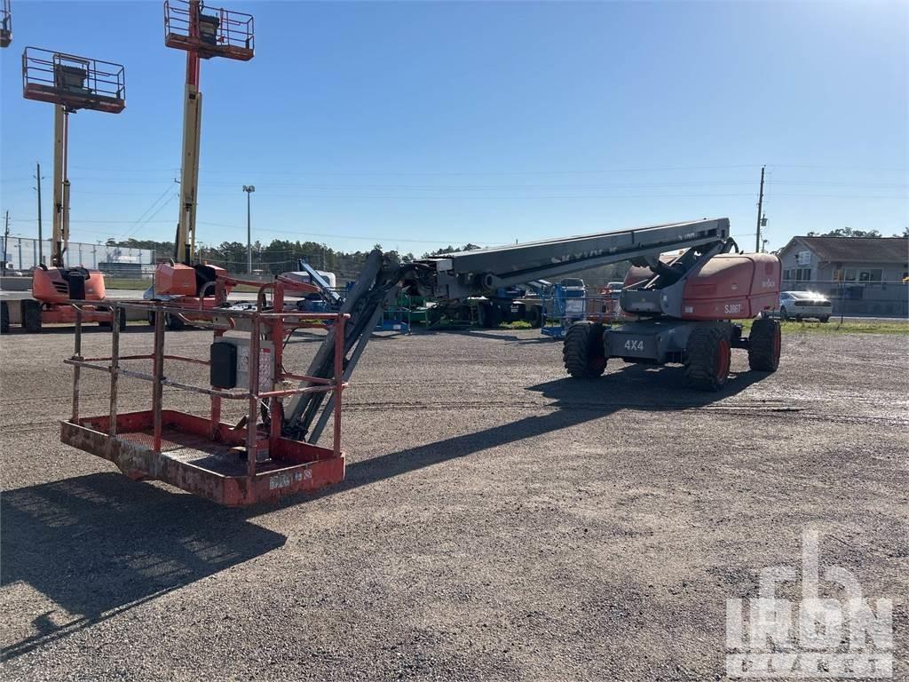 SkyJack SJ86T Zglobne dvižne ploščadi