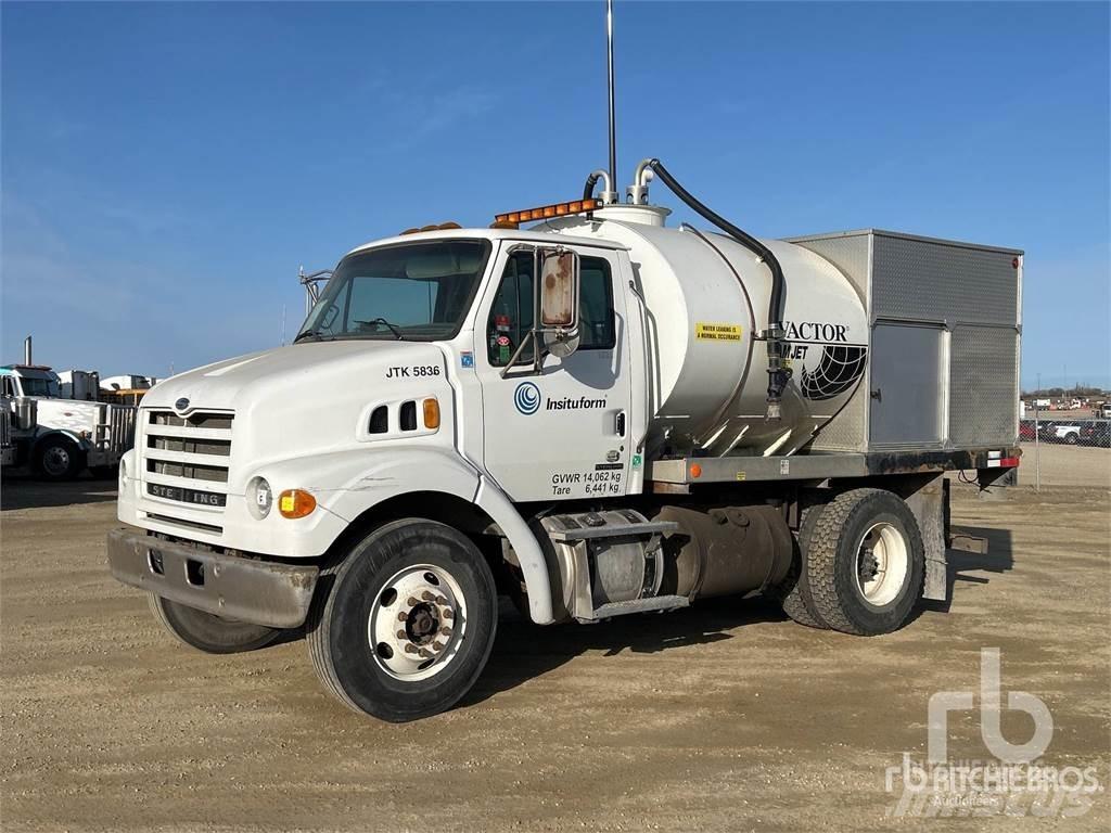 Sterling L7500 Vakuumski tovornjaki