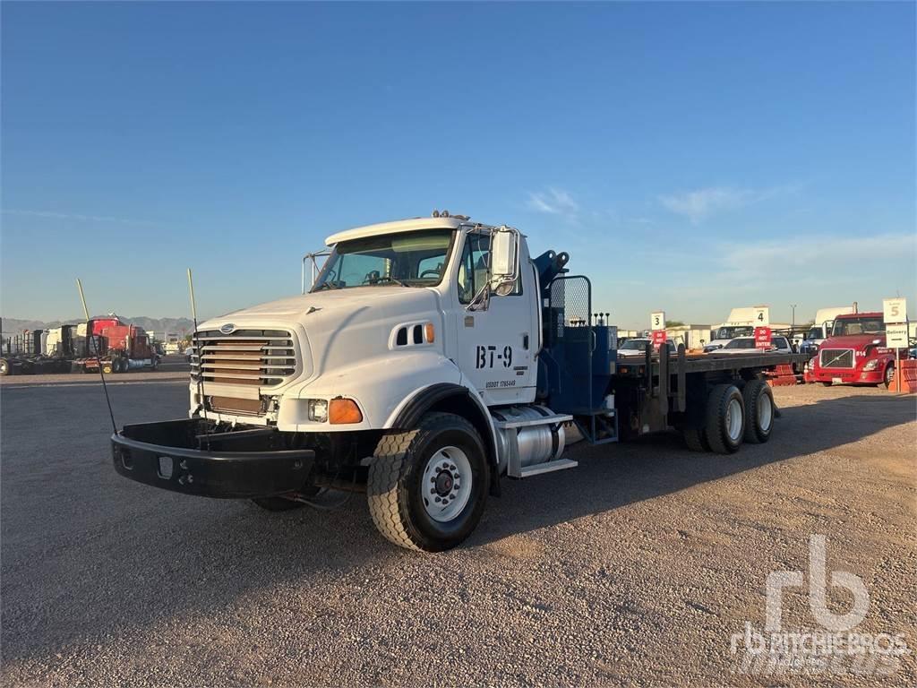 Sterling L9500 Tovornjaki s kesonom/platojem