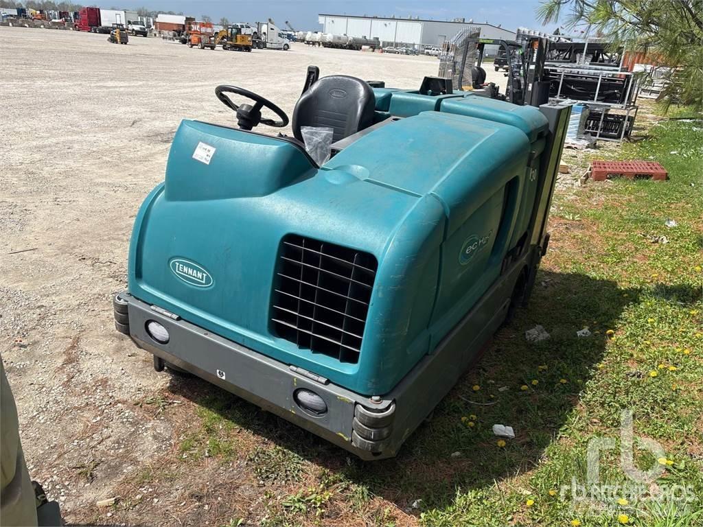 Tennant M30 Cestni pometači