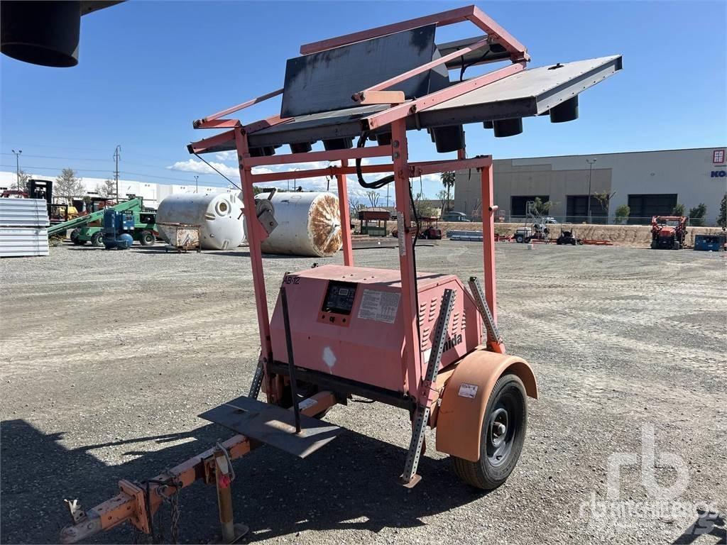 Terex 14 ft T/A Drugo