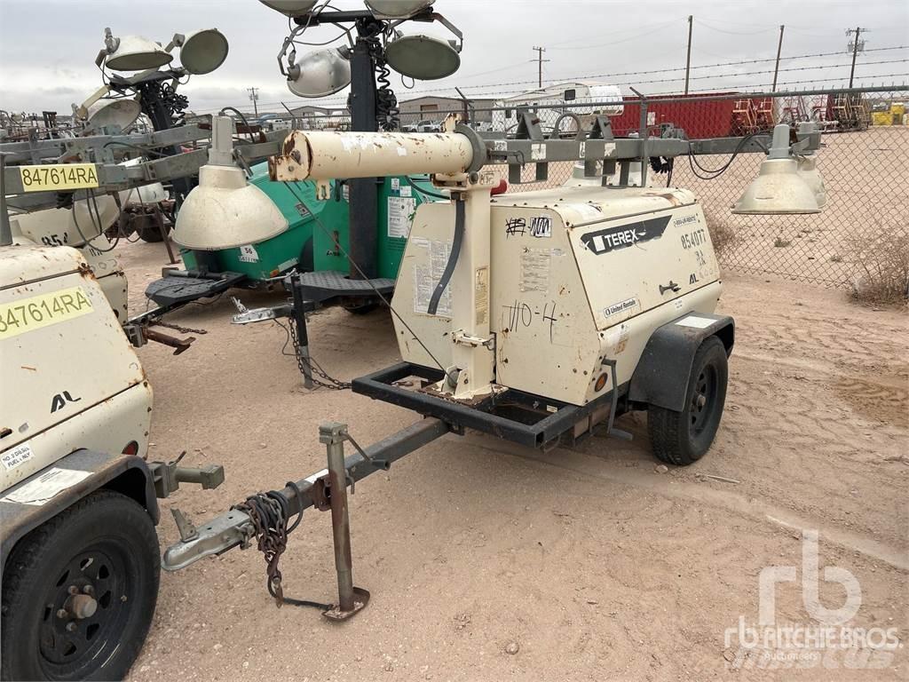 Terex AL4000 Svetlobni stolpi