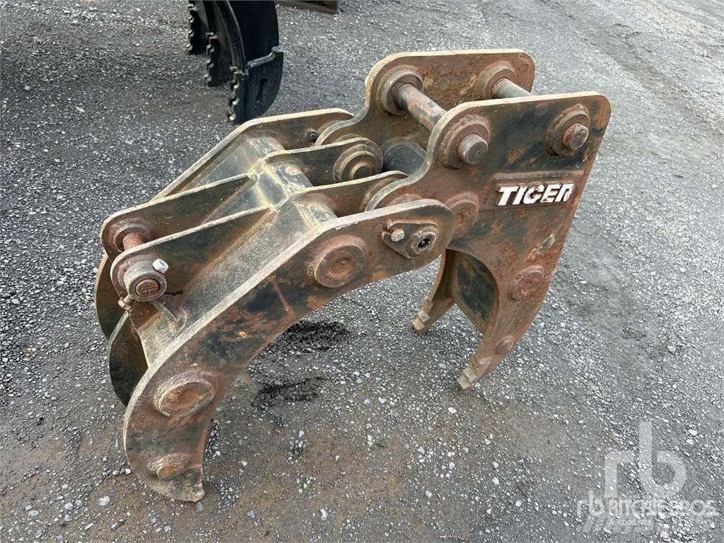 Tiger TRG420 Grabeži