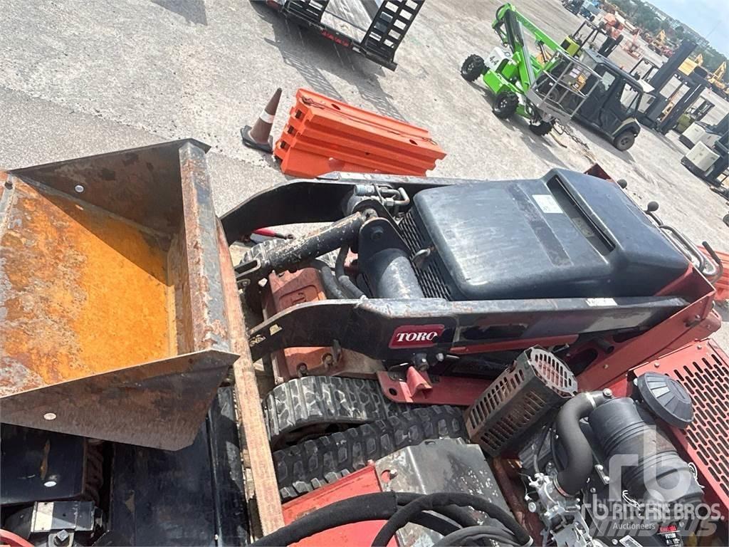 Toro TX525N Skid steer mini nakladalci