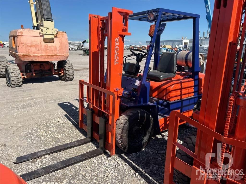 Toyota 5FG25 Dizelski viličarji