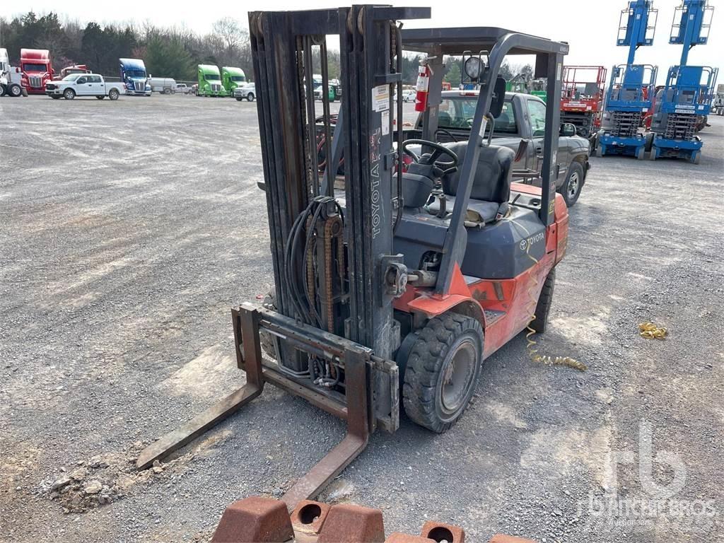 Toyota 7FGU25 Dizelski viličarji
