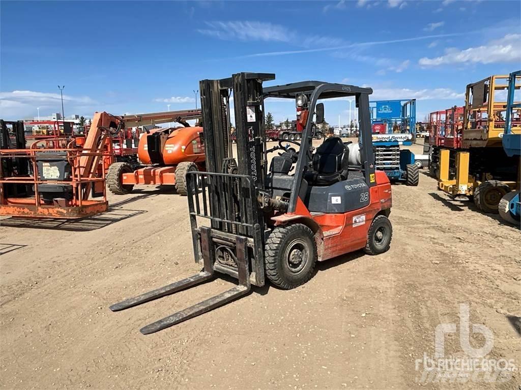 Toyota 7FGU25 Dizelski viličarji