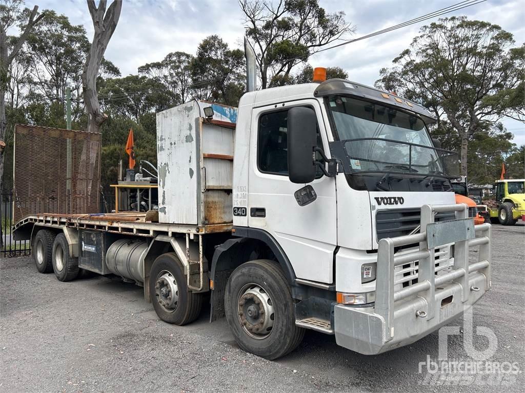 Volvo FM12 Tovornjaki s kesonom/platojem
